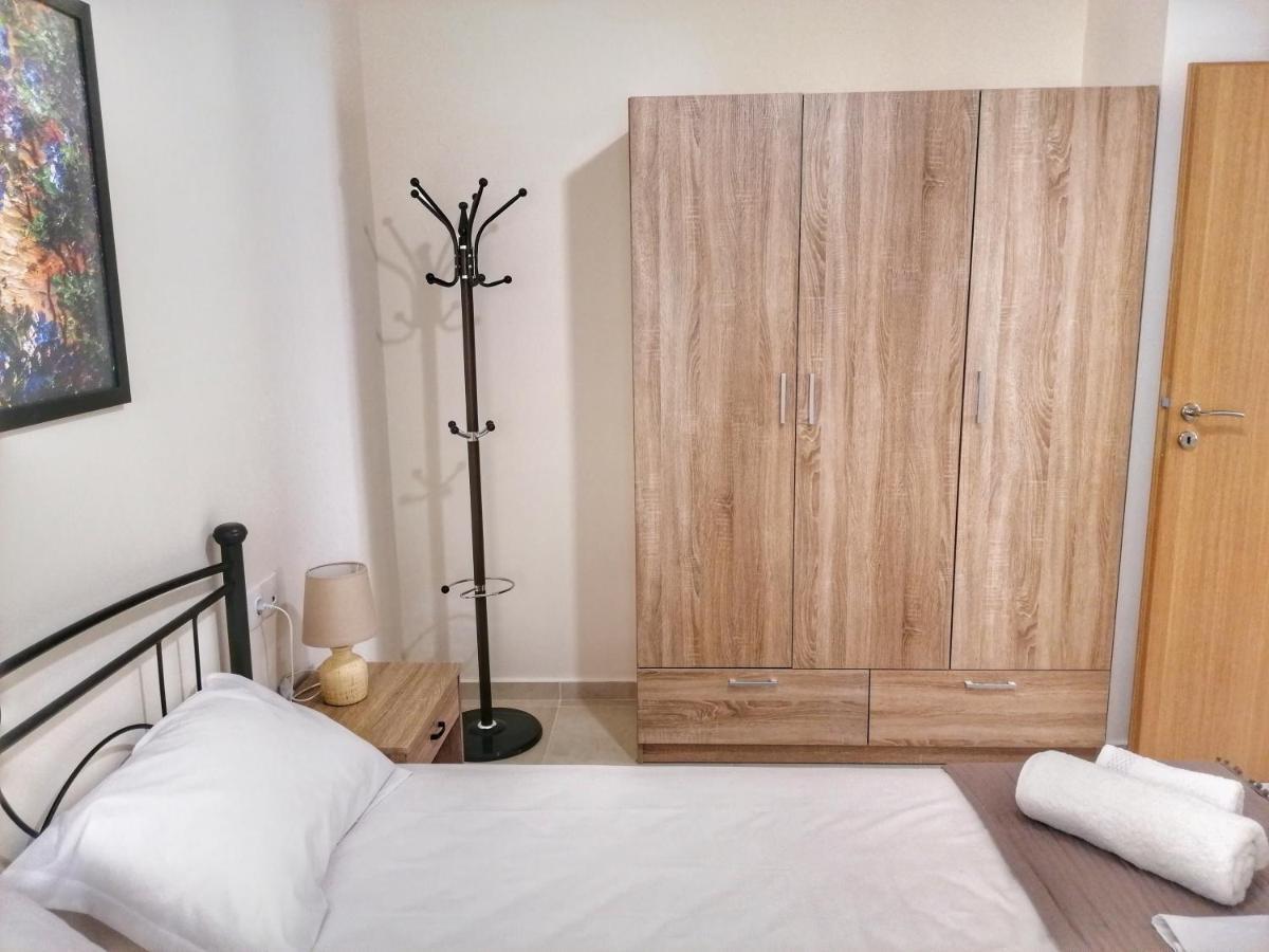 公寓 Alex Apartment, Cozy Place In Center *