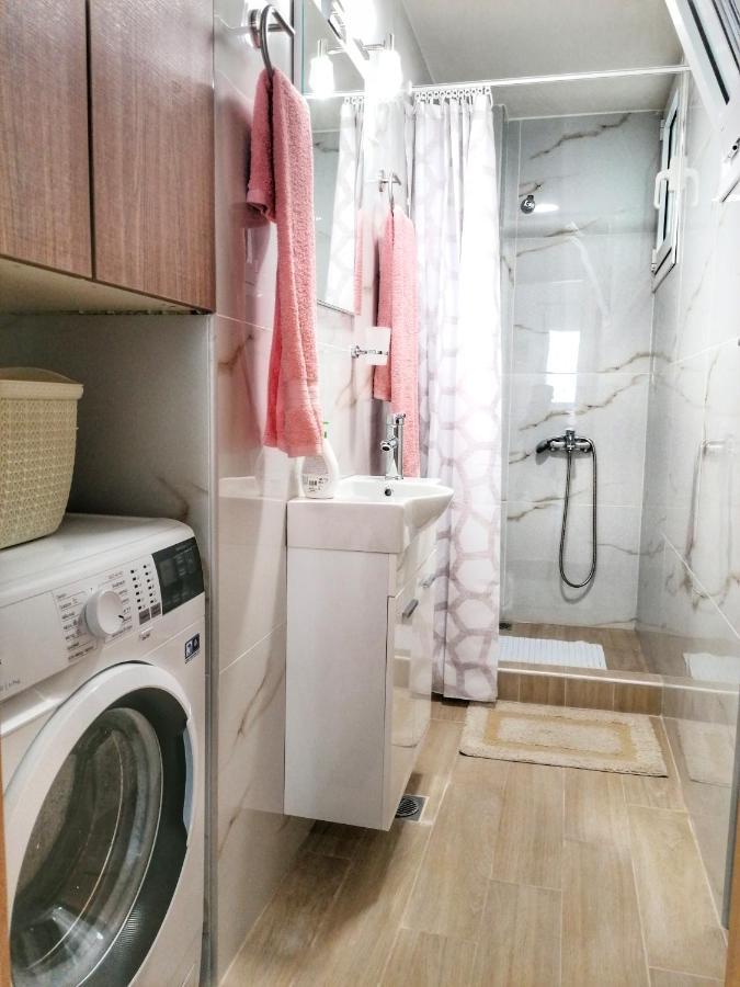 Alex Apartment, Cozy Place In Center Apartment Heraklion (Crete)