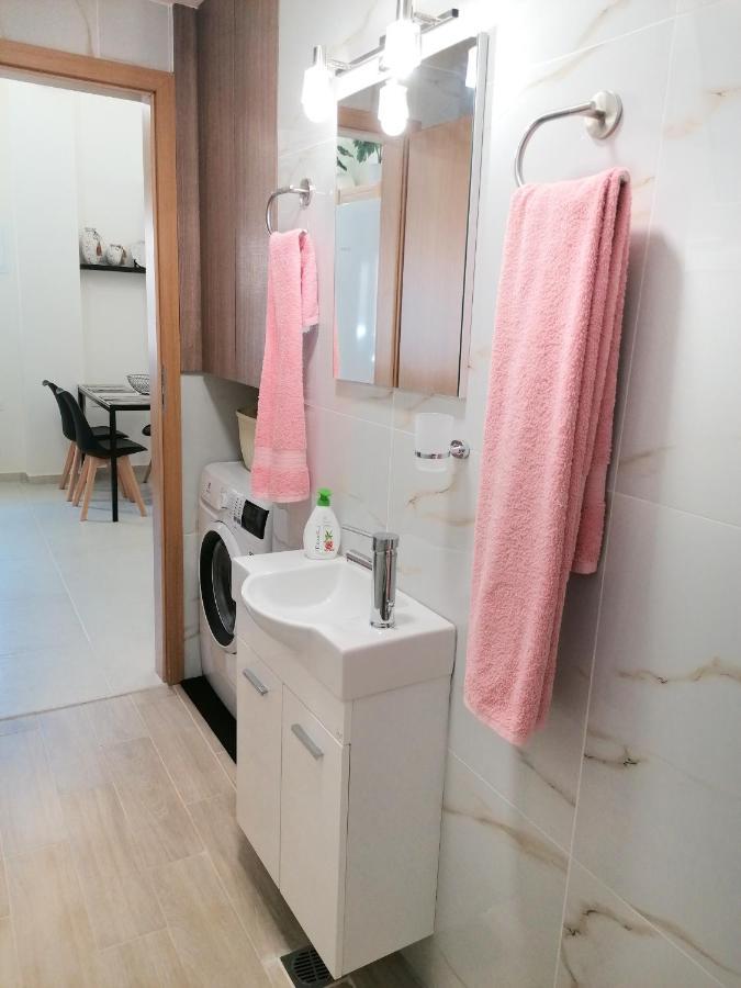 Alex Apartment, Cozy Place In Center Apartment Heraklion (Crete)